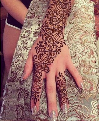 Simple Mehandi Design